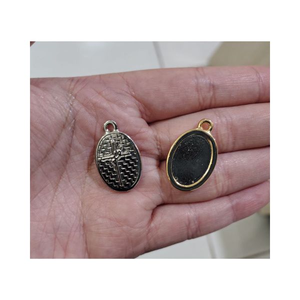 PINGENTE OVAL PEQUENO ML7829 .