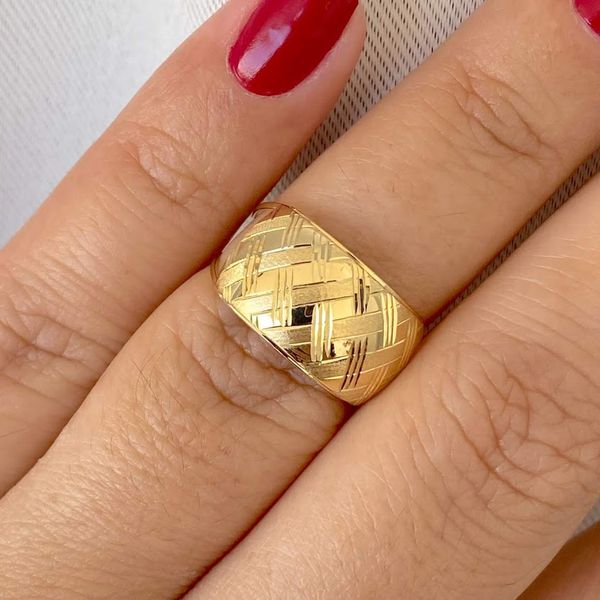 Anel de Ouro 18K Estampado Faixas Diamantado