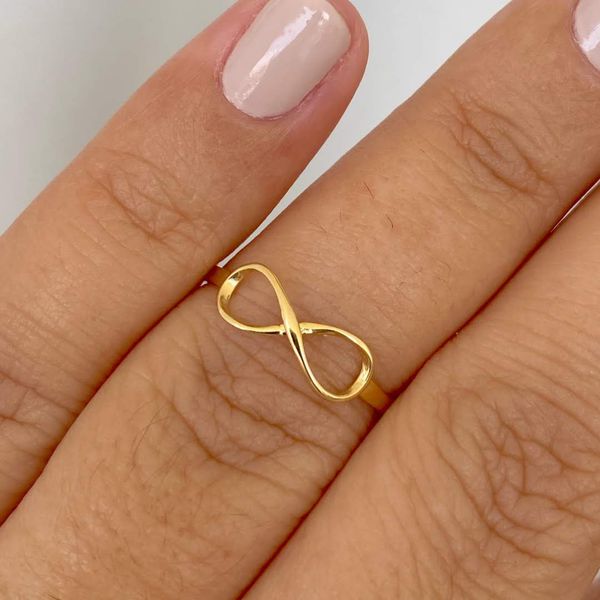 Anel de Infinito em Ouro 18K Fino