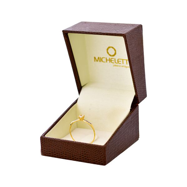 Anel Solitário Com Pedras De Zircônia no Aro Ouro 18K - MI27... - MICHELETTI JOIAS