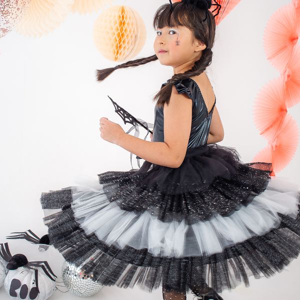 Look Maravilhosa Preto e Branco Halloween