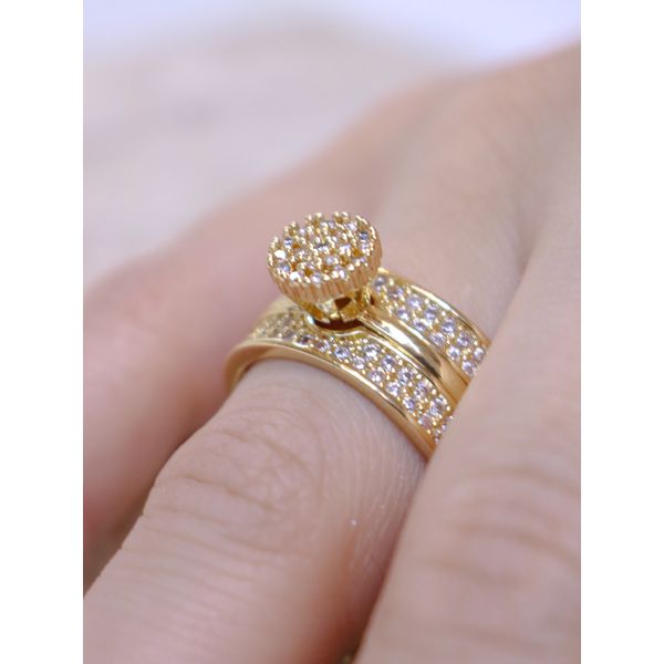 Anel cravejado 3em1 dourado