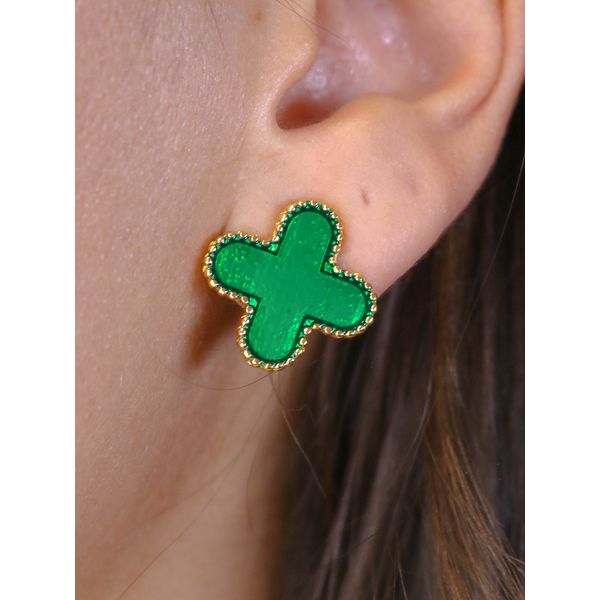 Brinco trevo verde