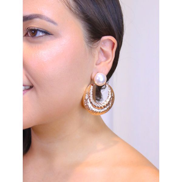 Brinco pérola base com textura