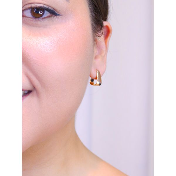 Argolinha triangular