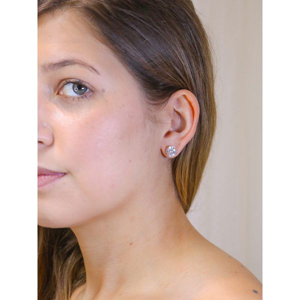 Brinco Ponto de Luz 8mm