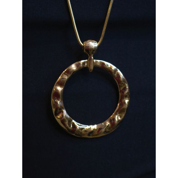 Colar círculo martelado