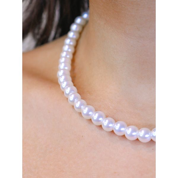 Colar de pérolas curto