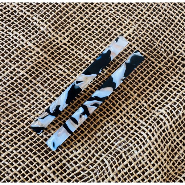 PRESILHAS - KIT 2 UN. - RETANGULAR - COR PRETA E BRANCA 