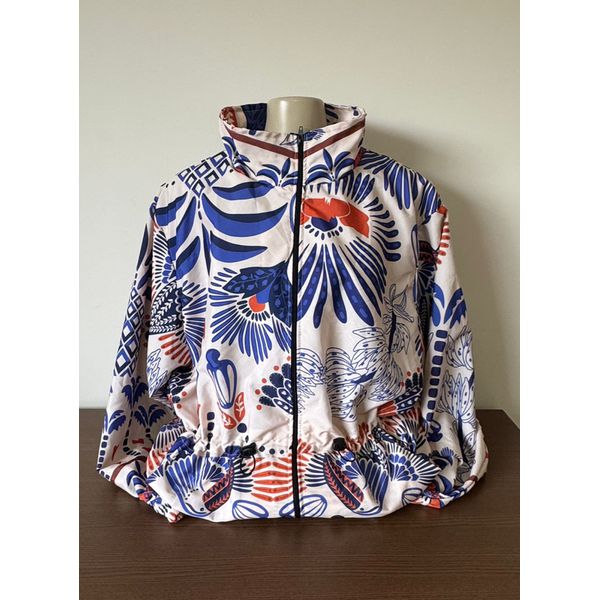 PARKA ESTAMPADA - TONS DE AZUL E LARANJA 