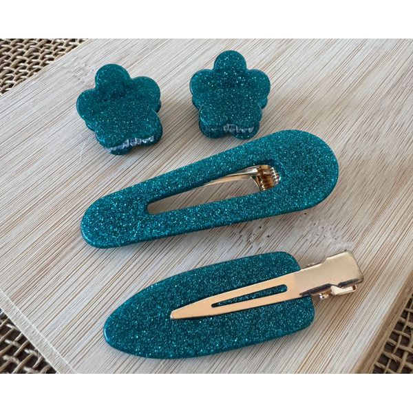 PRESILHAS - KIT 2 MINI PIRANHAS FORMATO FLOR + 2 PRESILHAS - TOM DE VERDE 