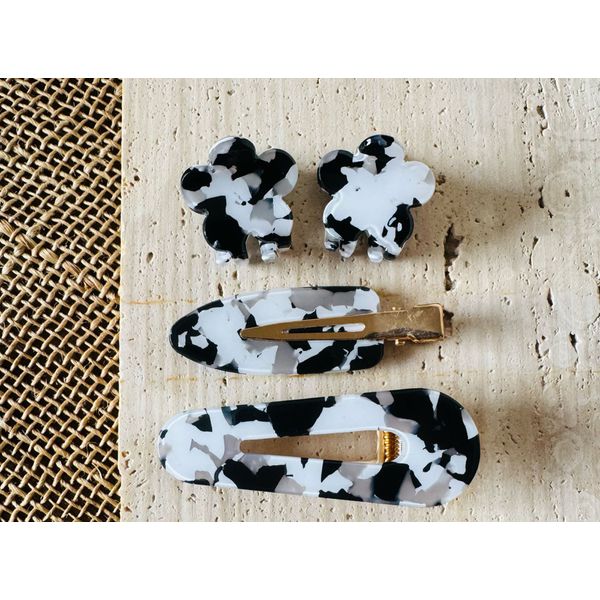 PRESILHAS - KIT 2 UN. + 2 UN. MINI PIRANHA FLOR- COR PRETO E BRANCO 