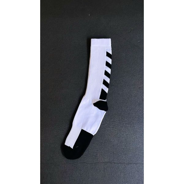 MEIA - BRANCA COM PRETO 