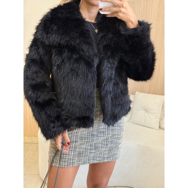 JAQUETA PELINHOS CLOE PRETO