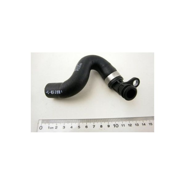 MANGUEIRA DE SAIDA DO TROCADOR DE CALOR MOTOR FREELANDER 2 - LR001442