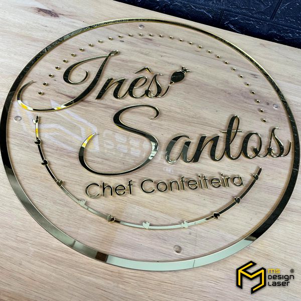 Placa 70x70cm Acrílico - Comunicação em Relevo