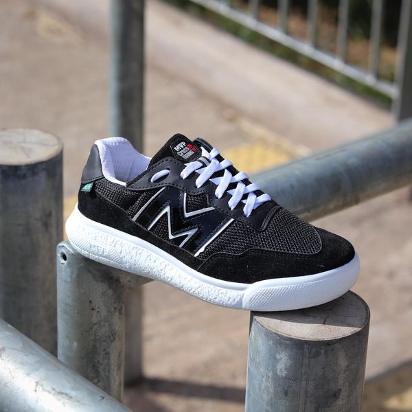 Tênis de Treino MVP Soft Pulse - Black White