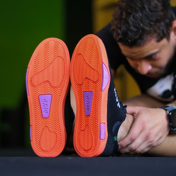 Tênis Preto de Treino Rhino X Tech III - Black Orange