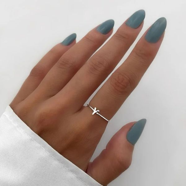 ANEL LISO LETRA Y PRATA 925 - My Prata Joias