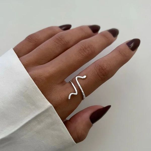 ANEL REGULÁVEL COBRA PRATA 925 - My Prata Joias