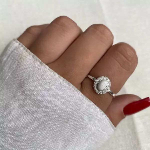ANEL OVAL PEDRA BRANCA E ZIRCÔNIA CRISTAL PRATA 92... - My Prata Joias