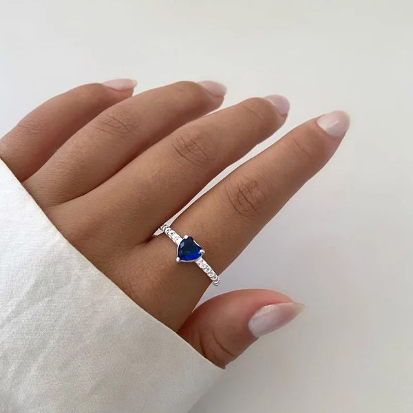 ANEL CORAÇÃO ZIRCÔNIA AZUL ESCURO E CRISTAL PRATA ... - My Prata Joias