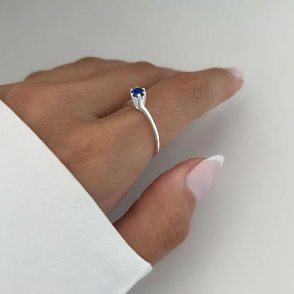 ANEL SOLITÁRIO ZIRCÔNIA AZUL ESCURO PRATA 925 - My Prata Joias