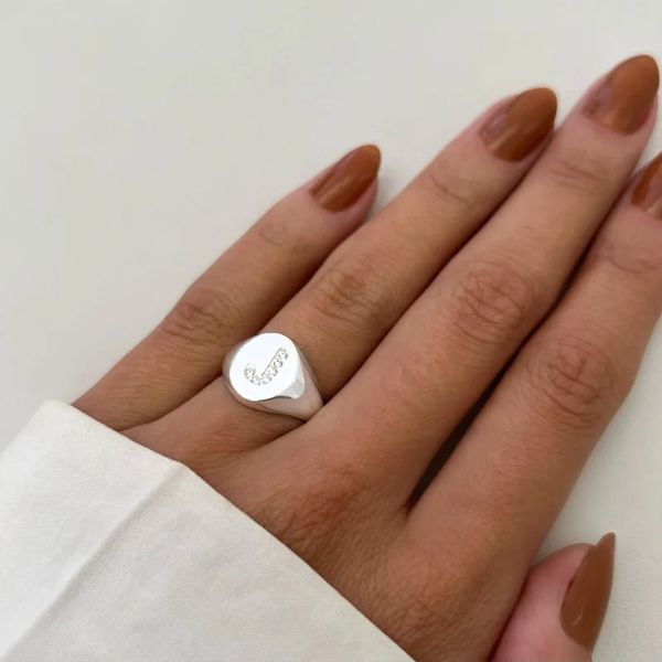 ANEL LETRA J ZIRCÔNIA CRISTAL PRATA 925 - My Prata Joias