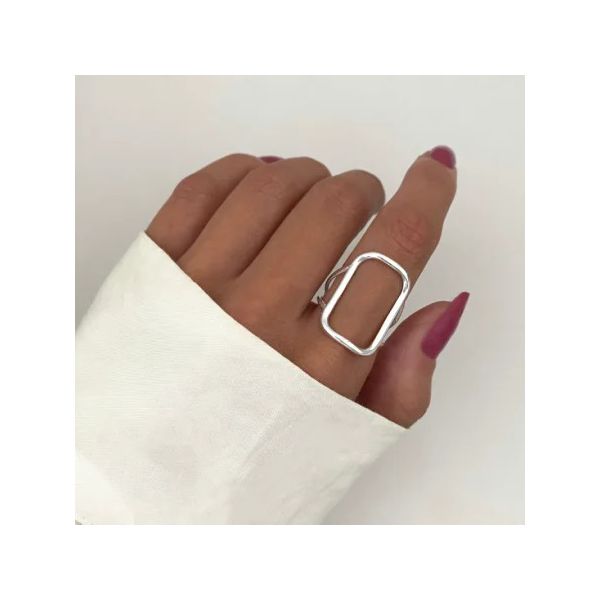 ANEL RETÂNGULAR VAZADO PRATA 925 - My Prata Joias