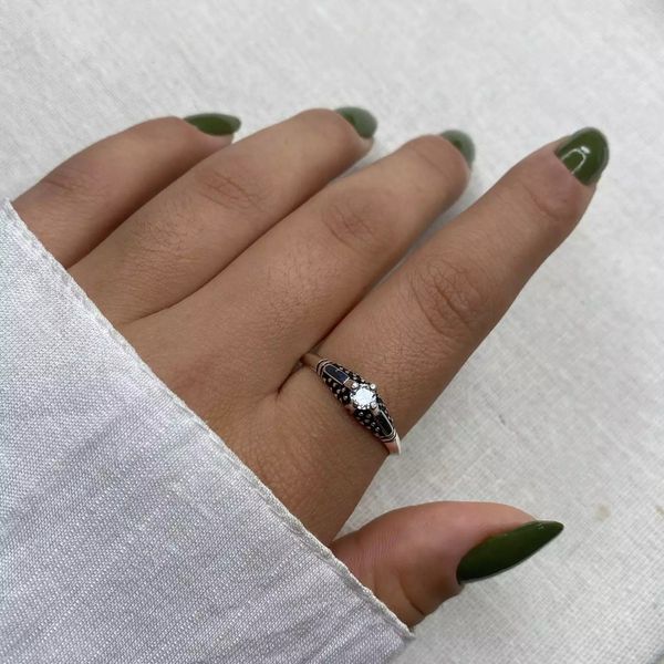 ANEL INDIANO ENVELHECIDO ZIRCÔNIA CRISTAL PRATA 92... - My Prata Joias