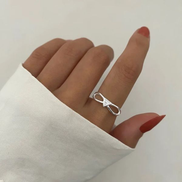 ANEL TRIÂNGULO ZIRCÔNIA CRISTAL PRATA 925 - My Prata Joias