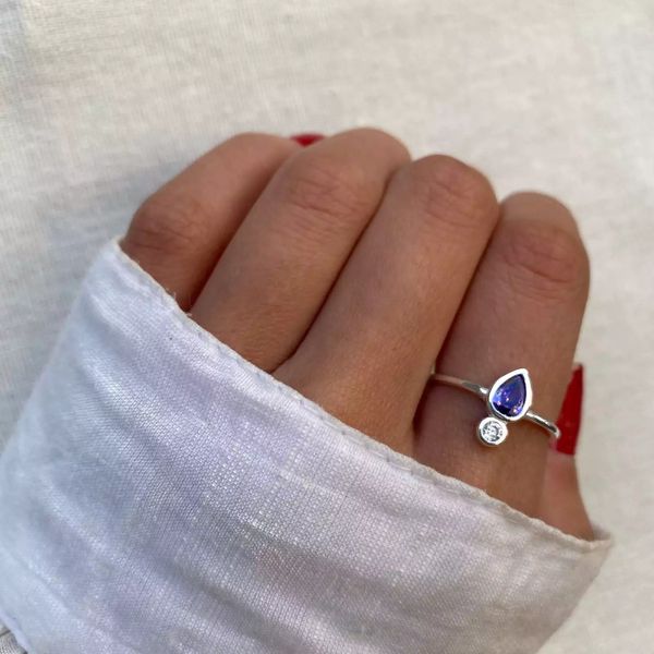 ANEL ZIRCÔNIA ROXO E CRISTAL PRATA 925 - My Prata Joias