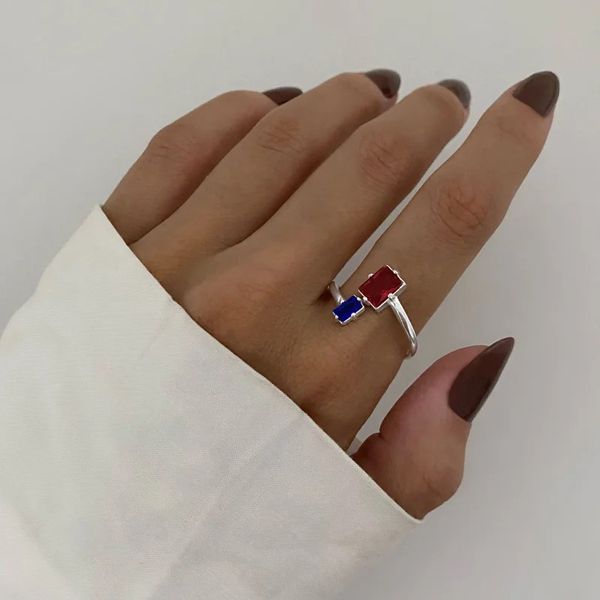 ANEL REGULÁVEL ZIRCÔNIA AZUL ESCURO E ROSA ESCURO ... - My Prata Joias