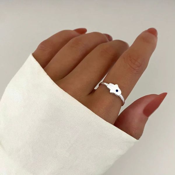 ANEL MÃO DE FÁTIMA ZIRCÔNIA AZUL ESCURO PRATA 925... - My Prata Joias