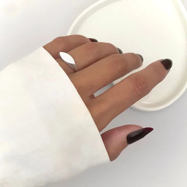 ANEL OVAL LISO PRATA 925 - My Prata Joias