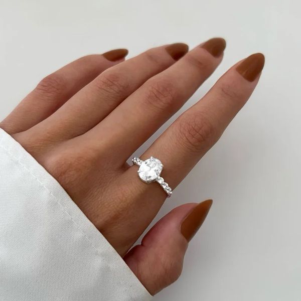 ANEL OVAL CRAVEJADO ZIRCÔNIA CRISTAL PRATA 925 - My Prata Joias