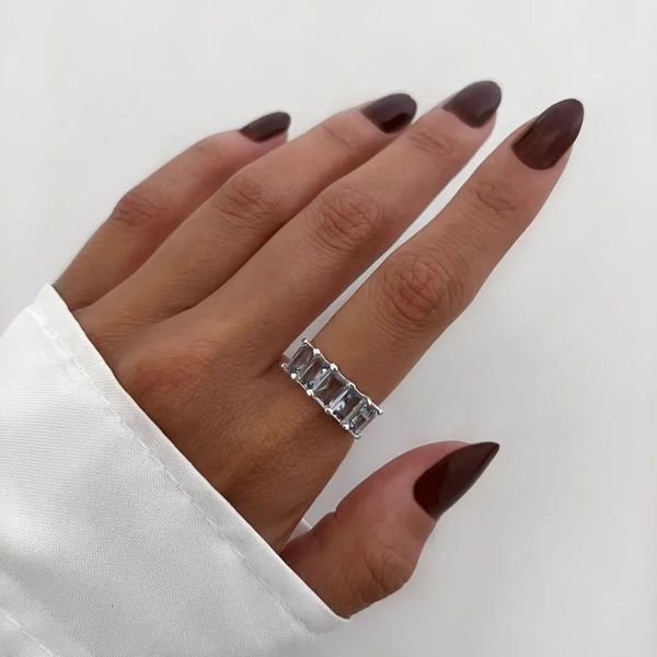 ANEL QUADRADO ZIRCÔNIA LILÁS PRATA 925 - My Prata Joias