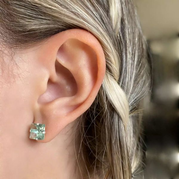 BRINCO QUADRADO ZIRCÔNIA VERDE CLARO PRATA 925 - My Prata Joias