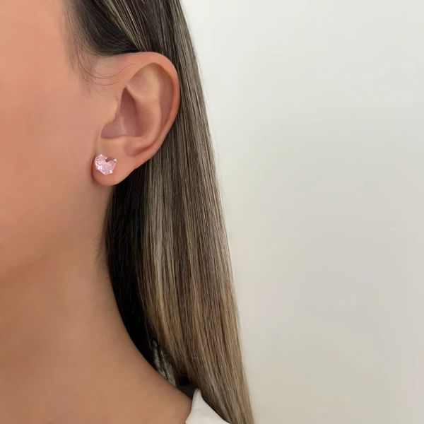 BRINCO CORAÇÃO ZIRCÔNIA ROSA CLARO PRATA 925 - My Prata Joias