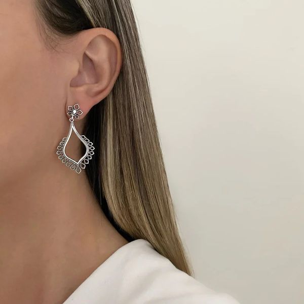 BRINCO GOTA DETALHADO INDIANO PRATA 925 - My Prata Joias