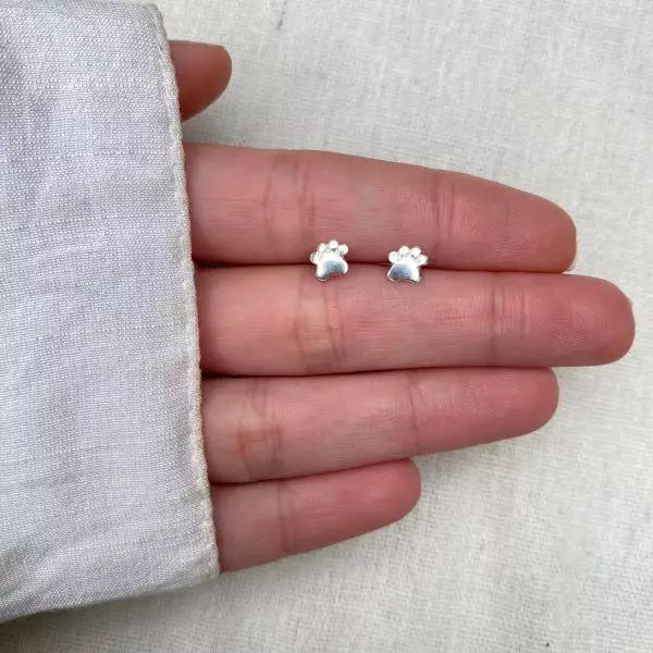 BRINCO DE PATINHA DE CACHORRO PRATA 925 - My Prata Joias