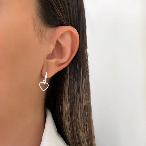 BRINCO ARGOLA CLICK LISA CORAÇÃO PRATA 925 - My Prata Joias