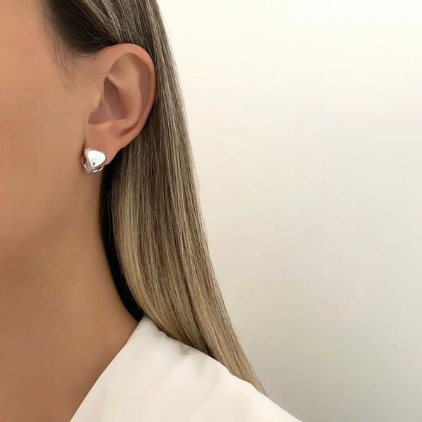 BRINCO CORAÇÃO LISO CLICK PRATA 925 - My Prata Joias