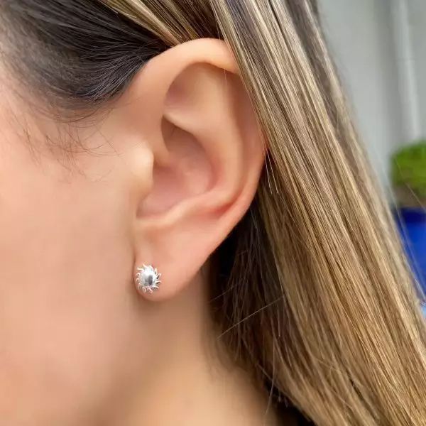 BRINCO SOL LISO PRATA 925 - My Prata Joias