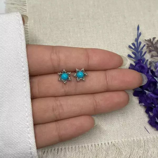 BRINCO FLOR CABOCHÃO TURQUESA PRATA 925 - My Prata Joias