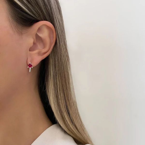 BRINCO CORAÇÃO ZIRCÔNIA VERMELHO PRATA 925 - My Prata Joias