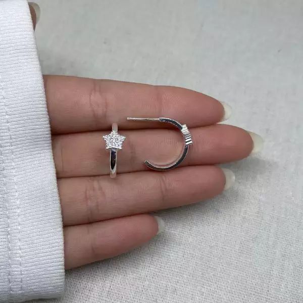 BRINCO MEIA ARGOLA ESTRELA CRAVEJADA PRATA 925 - My Prata Joias