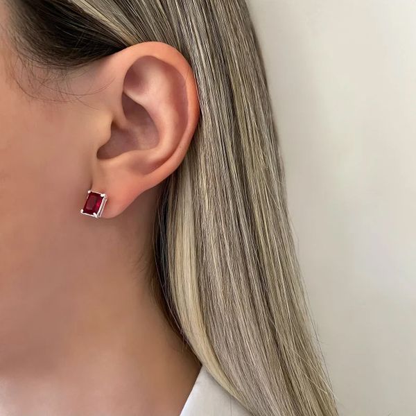BRINCO RETANGULAR ZIRCÔNIA VERMELHA PRATA 925 - My Prata Joias