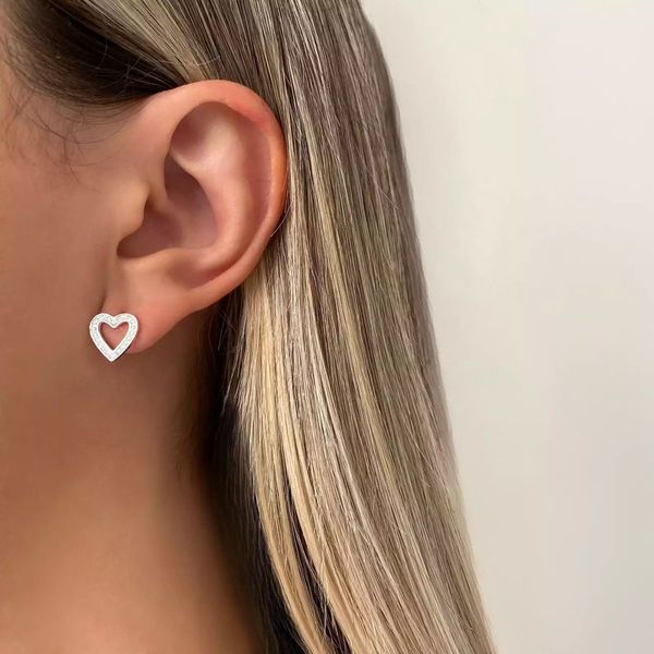 BRINCO CORAÇÃO CRISTAL PRATA 925 - My Prata Joias