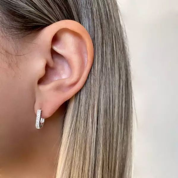 ARGOLINHA OVAL CRAVEJADA CRISTAL PRATA 925 - My Prata Joias